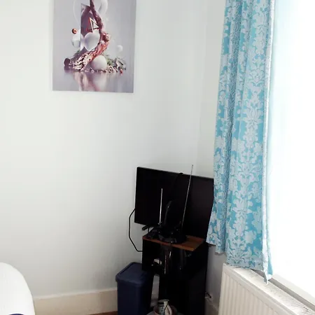 Cozy Rooms Or Entire Apartment In London, Fast Links To Central Экстерьер фото