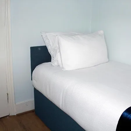 Cozy Rooms Or Entire Apartment In London, Fast Links To Central Экстерьер фото