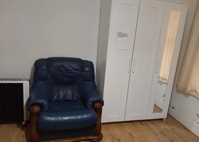 Cozy Rooms Or Entire Apartment In London, Fast Links To Central