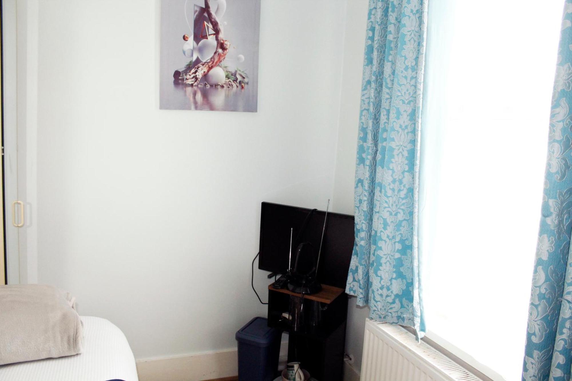 Апартаменты Cozy Or Entire In London, Fast Links To *